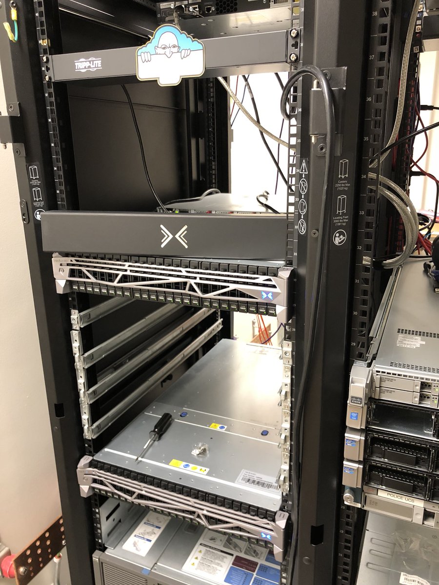 dmitry_gorbatov's tweet photo. Nice way to close a busy week. 2 new @ReduxioSystems #HX550 arrays installed to serve @VMware #mission #critical #applications. #flash #san #data #Management @NixFred @mikegrand1 @yaellavi7 @CambridgeComp https://t.co/U0IKqkR8Zb