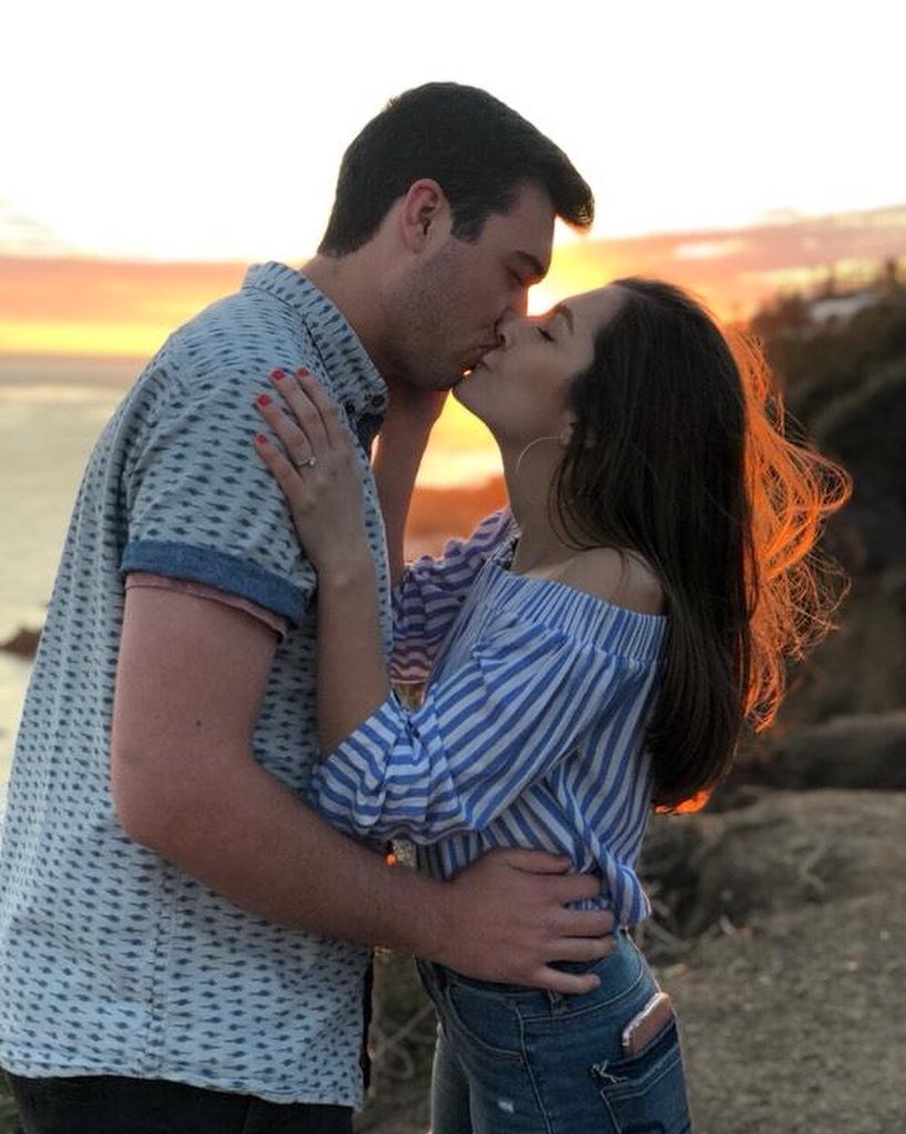 Alex Warner tweet media