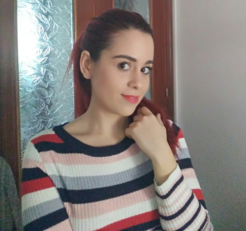 anika0021's tweet photo. Asรญ quedaba mi maquillaje esta maรฑana. Ahora toca dar un retoque y disfrutar de la noche del viernes. ยกFeliz viernes a todos! #vienes #maquillaje #makeupartist #makeuplove #makeuplook #makeuptime #friday #belleza #beauty #beautytips #lipstik #lips #rubykisses #rubykiss https://t.co/w0z2AsWTQP