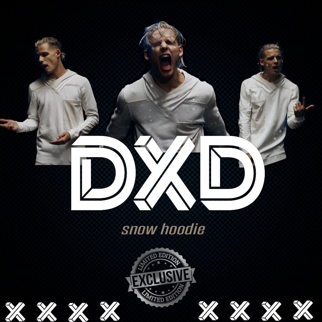 designedxdevin's tweet photo. Do you wanna win that hoodie next Friday? RT this #DXD 🔥 https://t.co/ZFJH2aYKNS