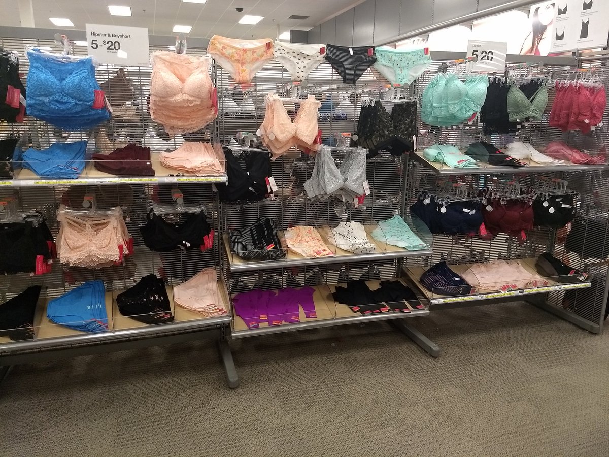 VmLaura13's tweet photo. Loving all the color and styles to choose from!! Mix and match as much as you please! #t820 @MBCurry22 @JenieBrisson @Howard_JoshT @CHead820 https://t.co/LyCbKeedfZ