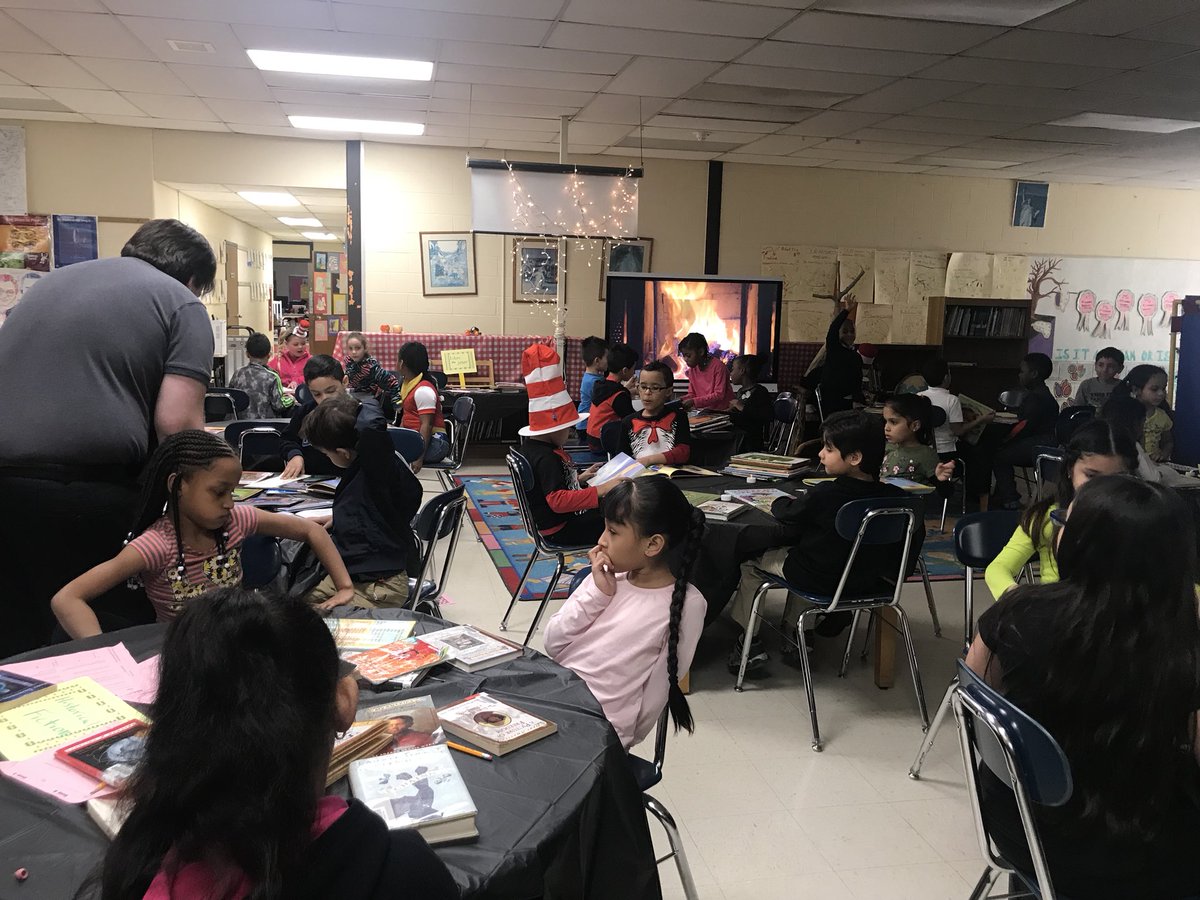 amagnolo's tweet photo. Even though Read Across America week was cut short, we still had a great week @GEWILSONSCHOOL with so many fun activities and contests! ππ @WeAreHTSD #doordecoratingcontest #dressasyourfavcharacter #bookcafe #guestreaderday https://t.co/FenFEbXqzY