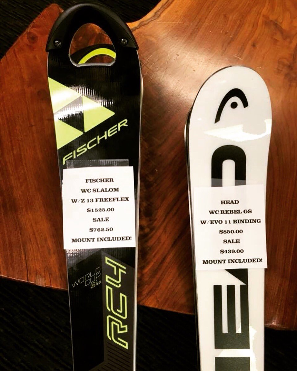 940snowboards's tweet photo. Marking down awesome gear! Don’t miss out ⛷🎿 https://t.co/TzH7K5axlZ