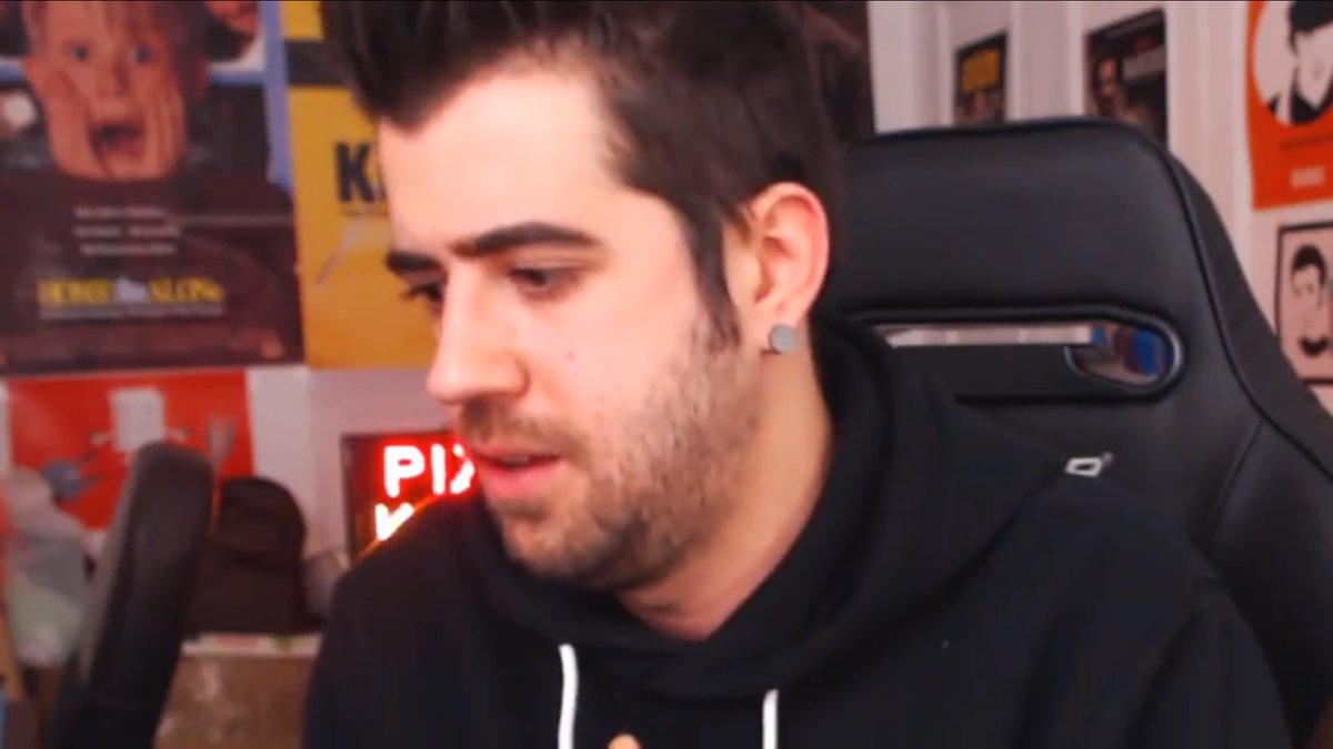 scottquills's tweet photo. @auronplay  https://t.co/irFwUnrevH