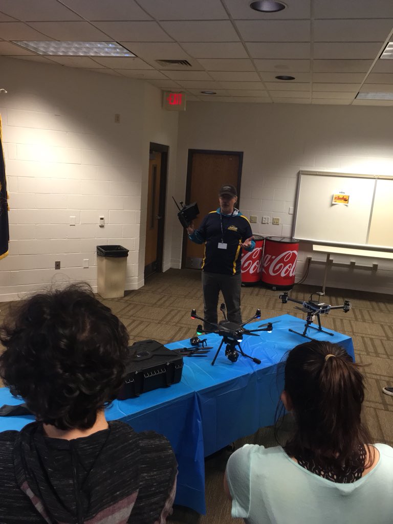 MsShriverSTEAM's tweet photo. 10th grade @HFAPgh Ss explored future opportunities in @CCBCedu High School Academies. #STEM #Aviation #Health #CriminalJustice #HFAInnovates https://t.co/OhZhSDyAtd