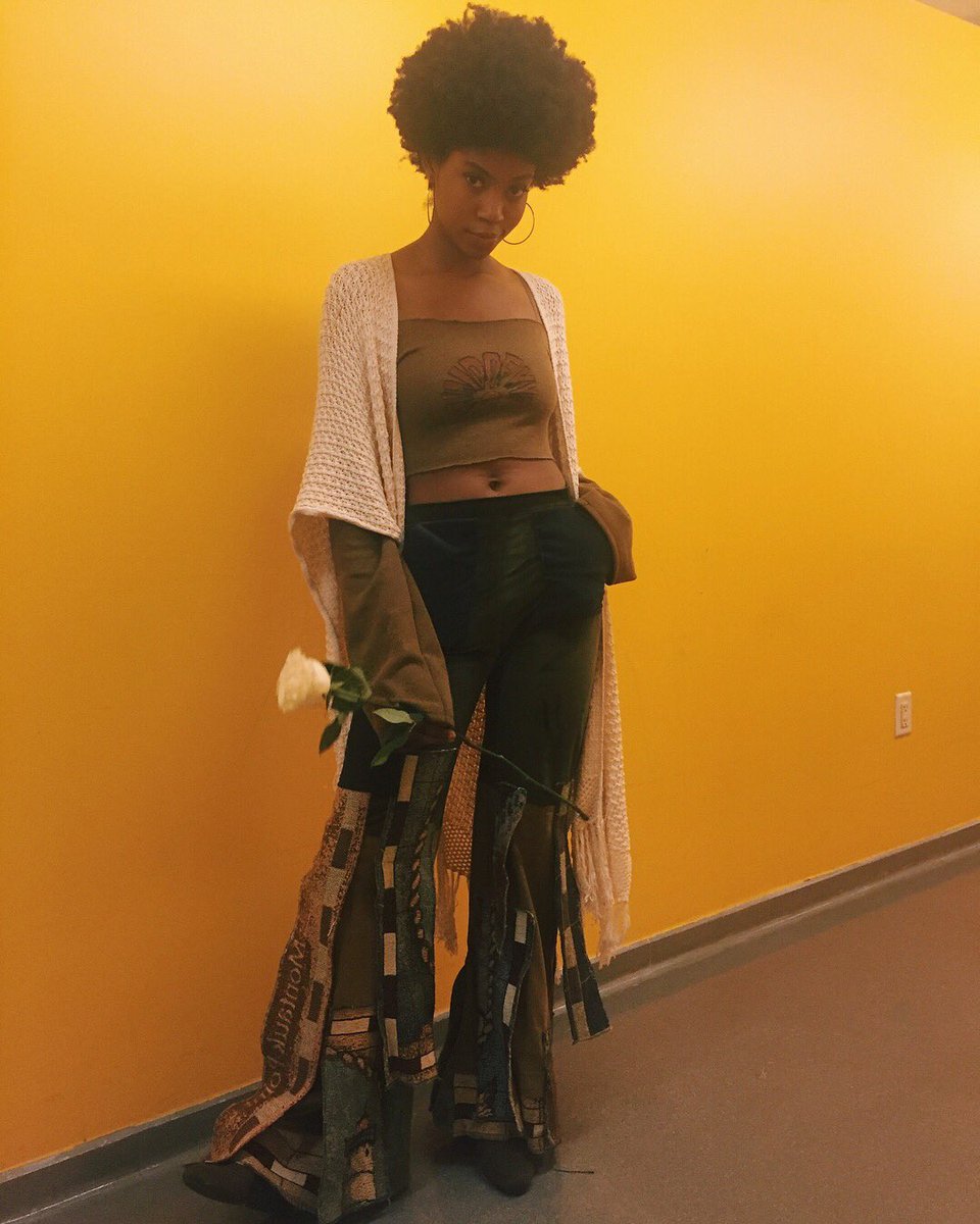 Evolution , time to grow 💃🏽🐞🌌 
Wearing Mind Of Kye Of course 
Check for my latest T-Shirt collaboration with Naughty By Nature on my website TheMindOfKye.Com ❤️🙌🏾