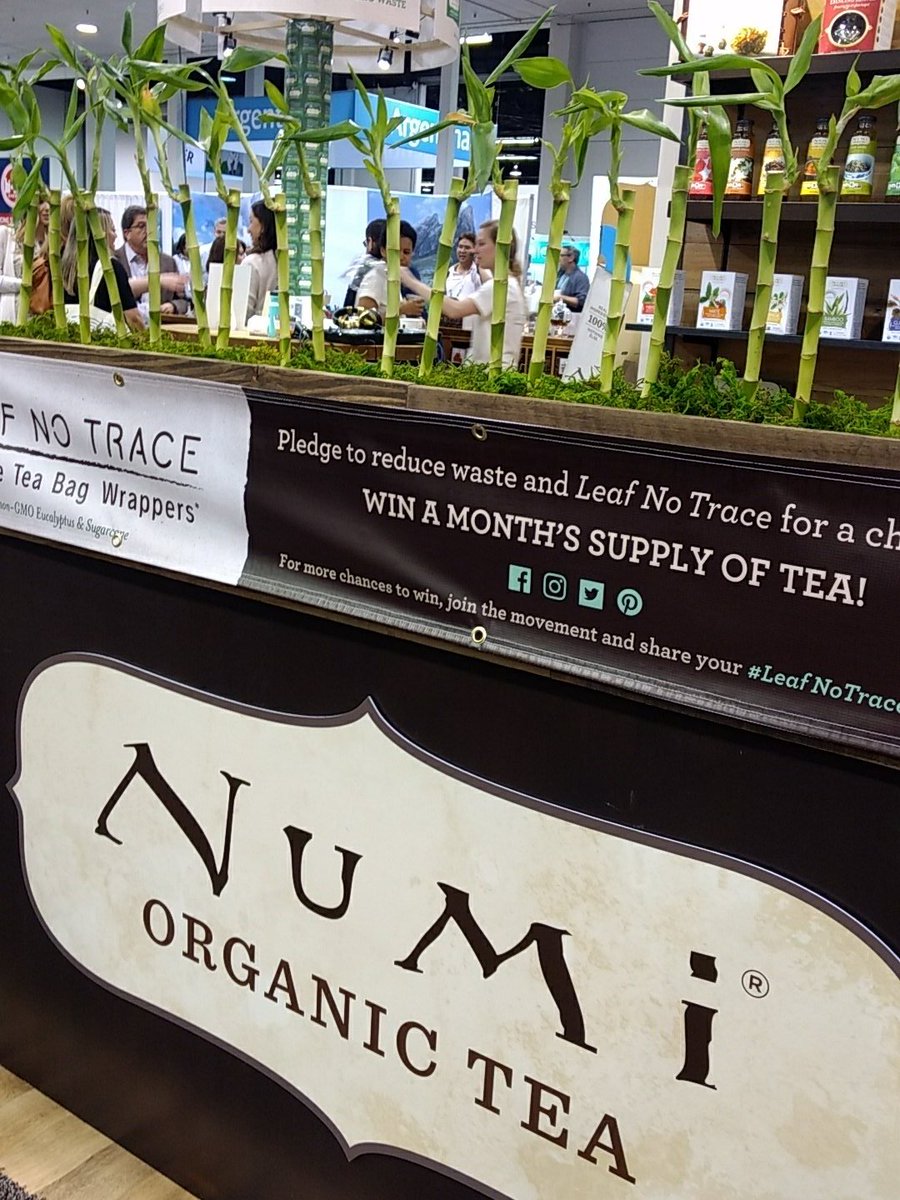 itastedit's tweet photo. #itastedit at #ExpoWest Numi tea #LeafNoTrace https://t.co/F0FqDaZXAw