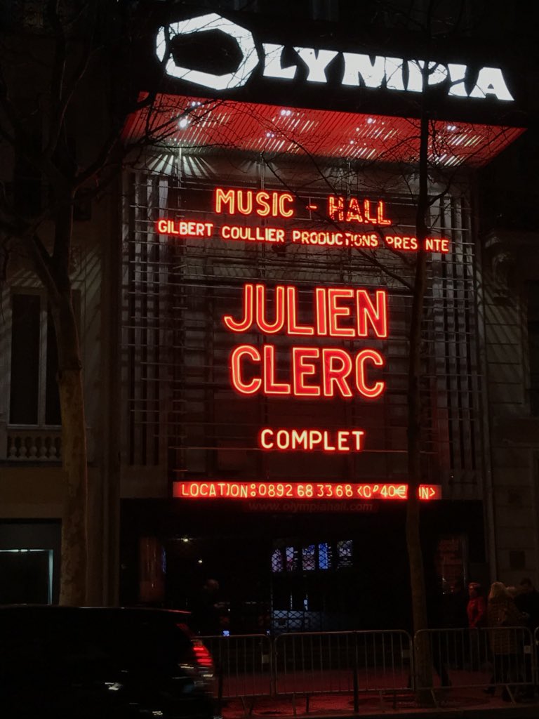 Margaux_Turpin's tweet photo. Ce soir, @JulienClerc_Off était à L’ @OLYMPIAHALL pour sa tournée des #50ans ! Et en prime, le public choisit ses chansons... 👌🏼#MaPreference https://t.co/v7EFiUf97Q