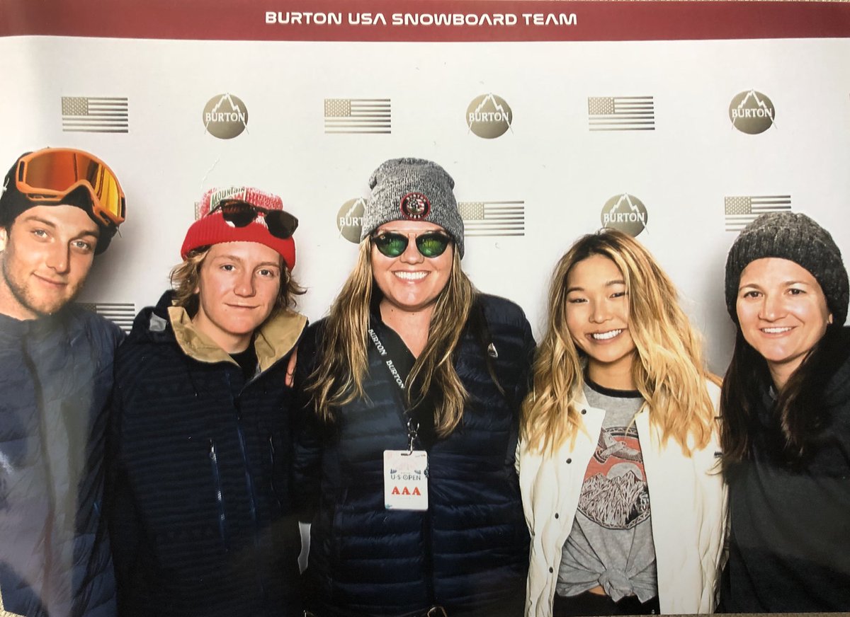 cluxem's tweet photo. Friday with 4 incredible Olympic athletes @chloekimsnow @redgerard @thekellyclark @ben_ferguson. So much respect for the sport of #snowboarding since seeing all the action up close at the #burtonusopen @burtonsnowboards #butstillaskier😎 https://t.co/kB1u7vuvSD