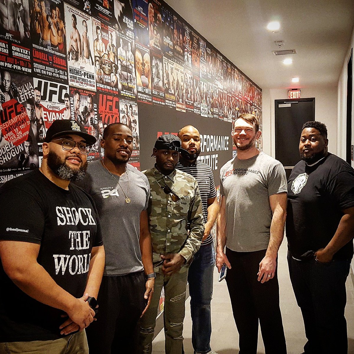 edthesportsfan's tweet photo. About that one time when the former UFC Lightweight Champion and Hall of Famer @forrestgriffin let the LB's hang out with him and tell us some awesome stories... #ShockTheWorld #UFC #WatchForTheHook #BetaKappa #Fall03 #1906 #aphia https://t.co/RZuYpVBmhl