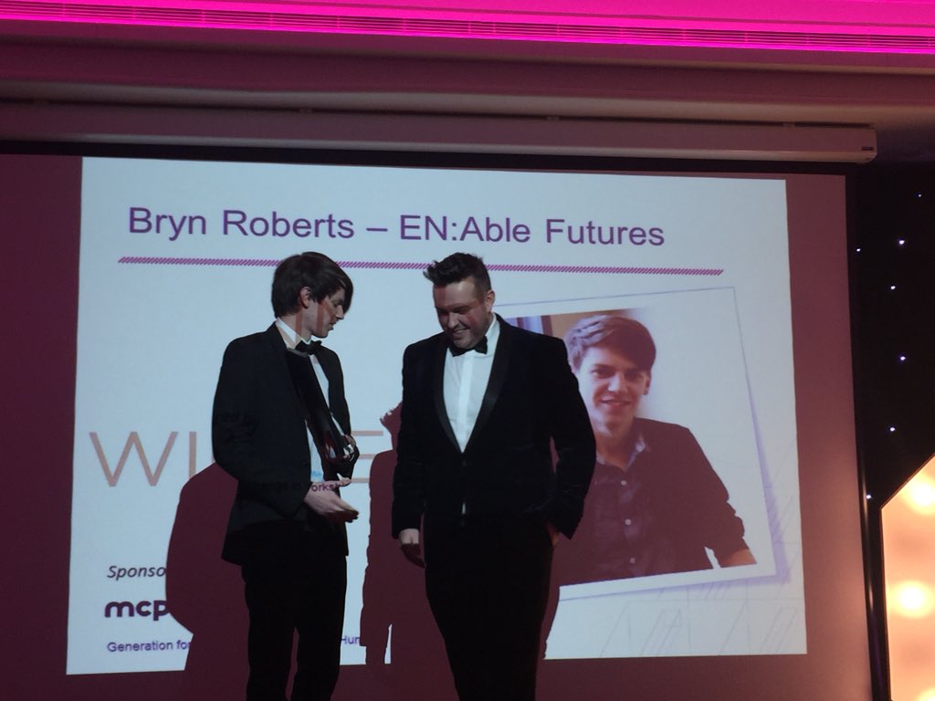 karentemplenpsb's tweet photo. @@g4cawards2018 @NPSBarnsley Bryn Roberts only gone and won the Technical Apprentice of the Year!!! @ENAbleFutures @BarnsleyCouncil https://t.co/BFHXeylJNB