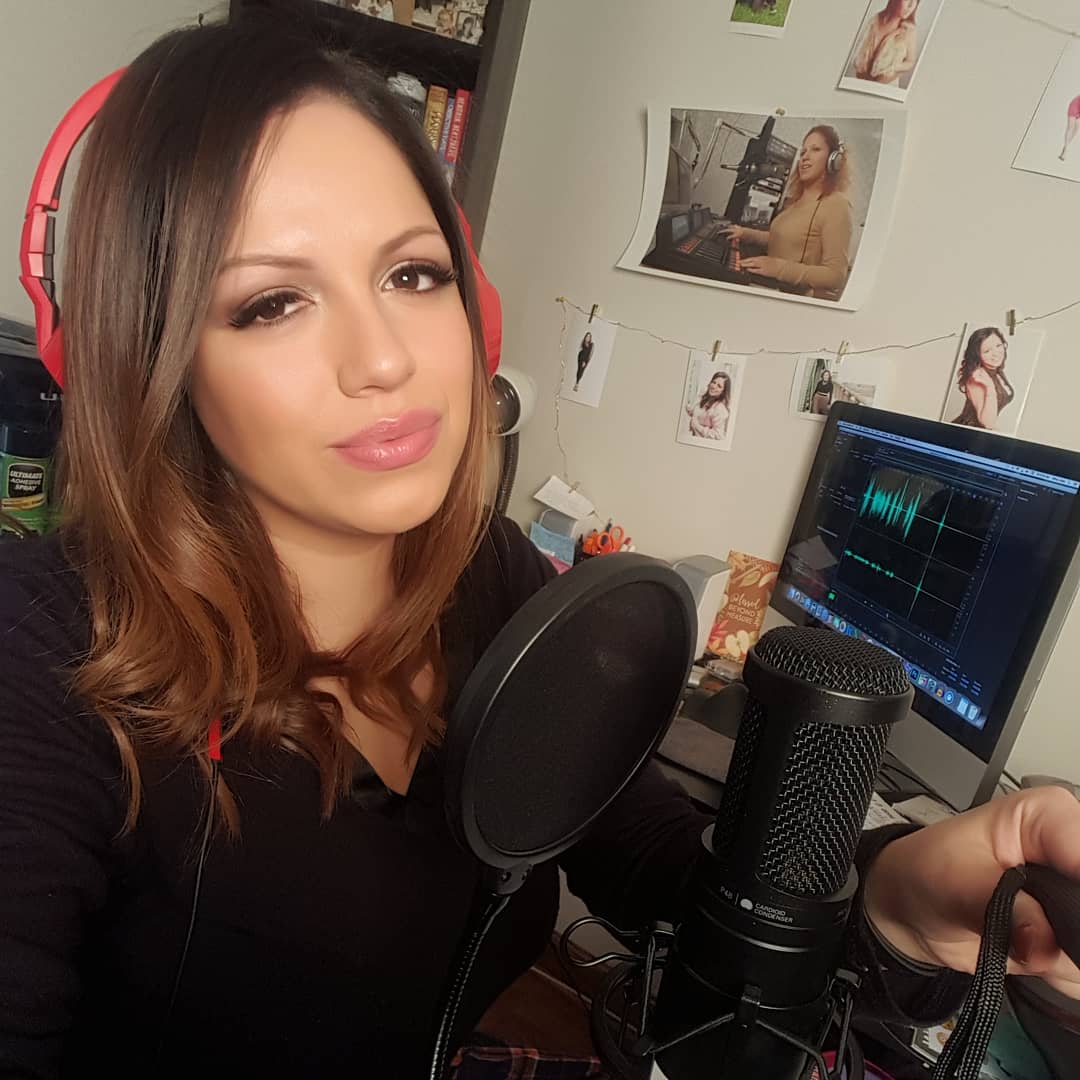 minasaywhat's tweet photo. In MY studio. That i built in MY house. Recording my #podcast today appropriately called #MinasHouse  Mina's 🏠  Uploading it tomorrow night! #IveBeenWorking #CantStopWontStop 🎧🎤🔌📣✔ https://t.co/SlgywL1M2r