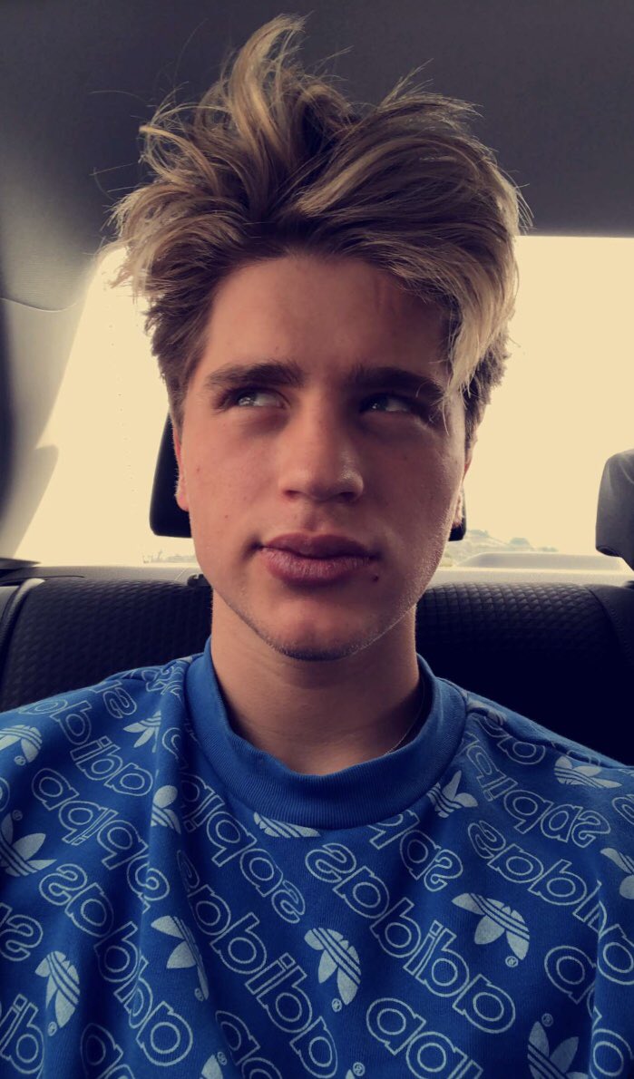 itsjustinxz's tweet photo. https://t.co/qL5F8HdNki