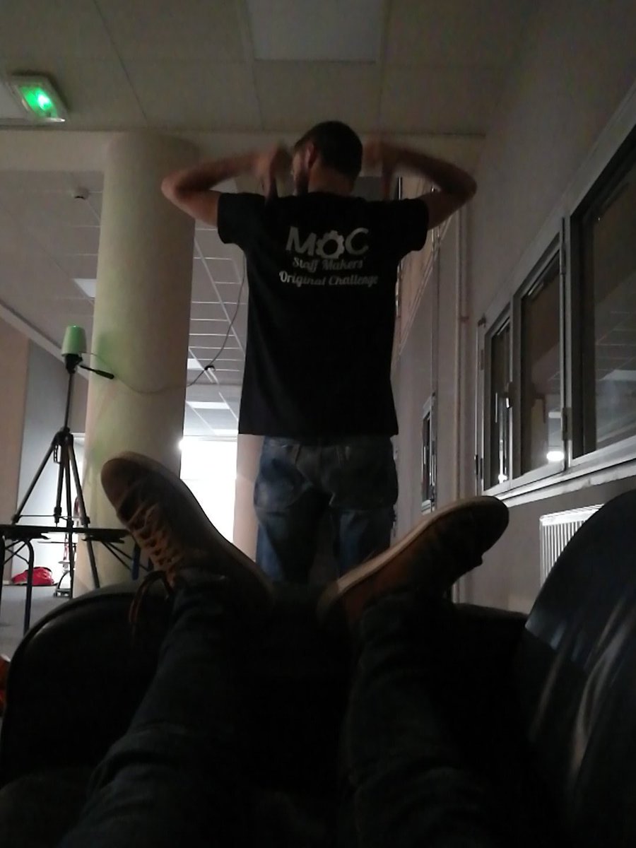 Le staff a testé et approuve les canapés 👌 #wemoc