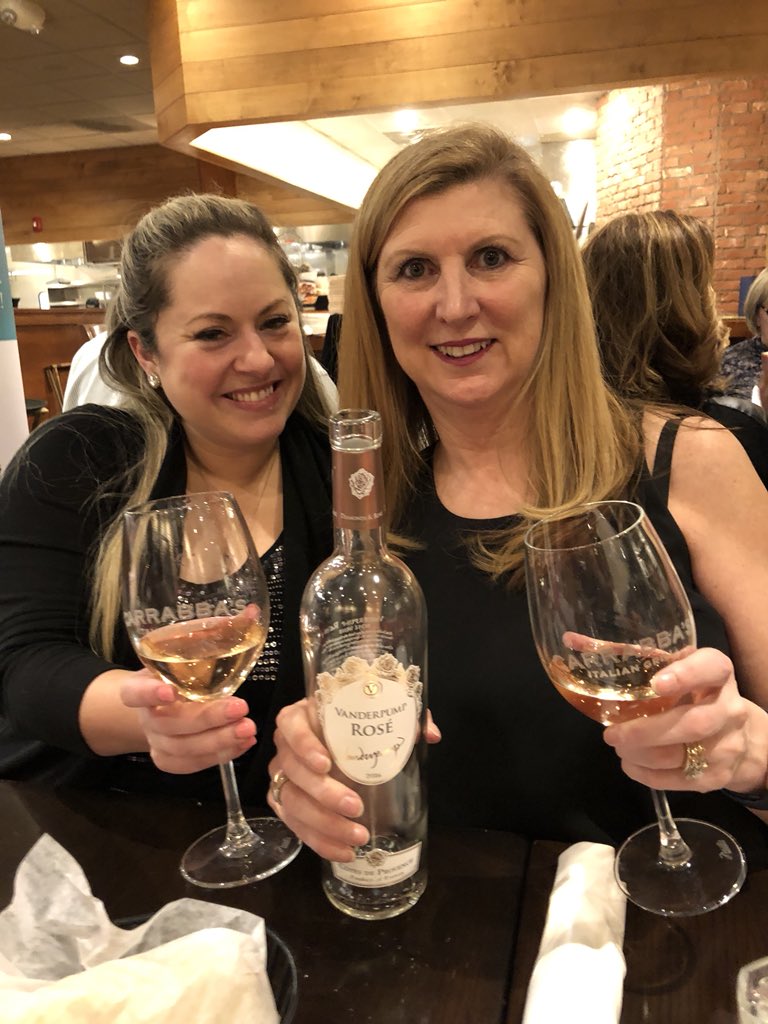 karenridge's tweet photo. @hotties4humnity charity wine dinner @LisaVanderpump Rose what a surprise!!! #fundraiser #givingback https://t.co/3eUvyeGyKV