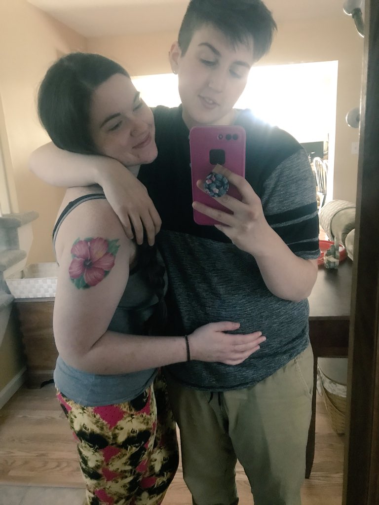 ohnoitsdanica's tweet photo. 😩🤤i meaaann, i don’t usually toot my own horn but holy god damn we are #CoupleGoals #LGBTladies 🏳️‍🌈 https://t.co/NJRruKQnnZ