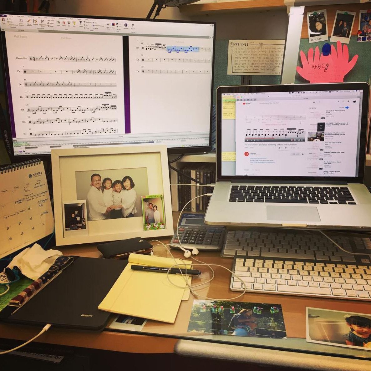 #mydesk #sibelius #drumcharts #drummerG #dualmonitors

📷 by instagr.am/drummer121377
▶️ avid.com/sibelius