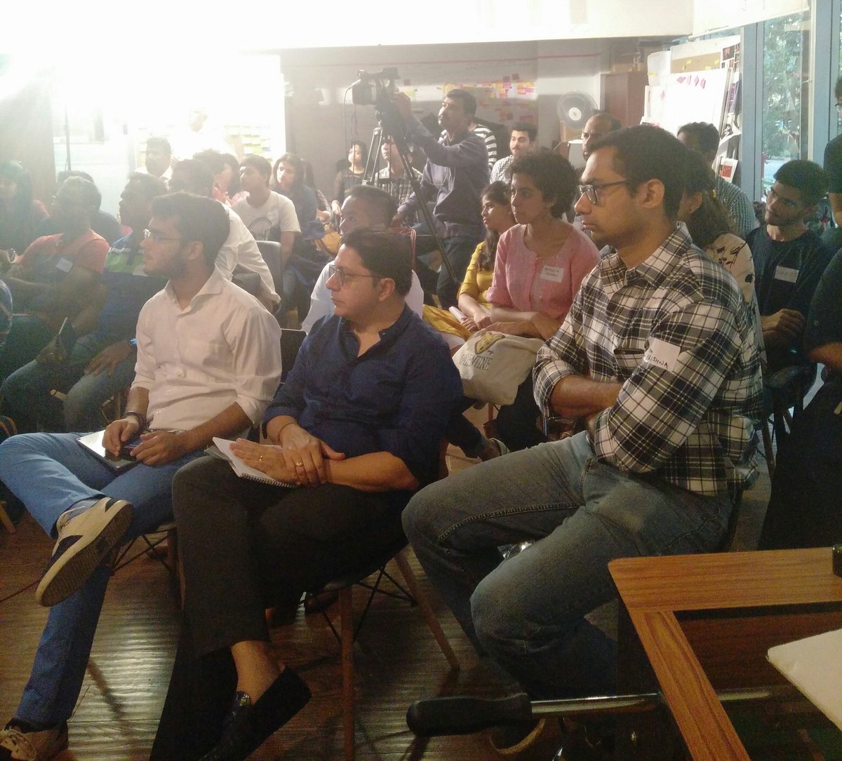 FutureTenseInc's tweet photo. Demystifying #Blockchain and figuring the role of design with Nikunj Ladani #futuretenseinc #FutureThinking https://t.co/gF9zOQzTM0