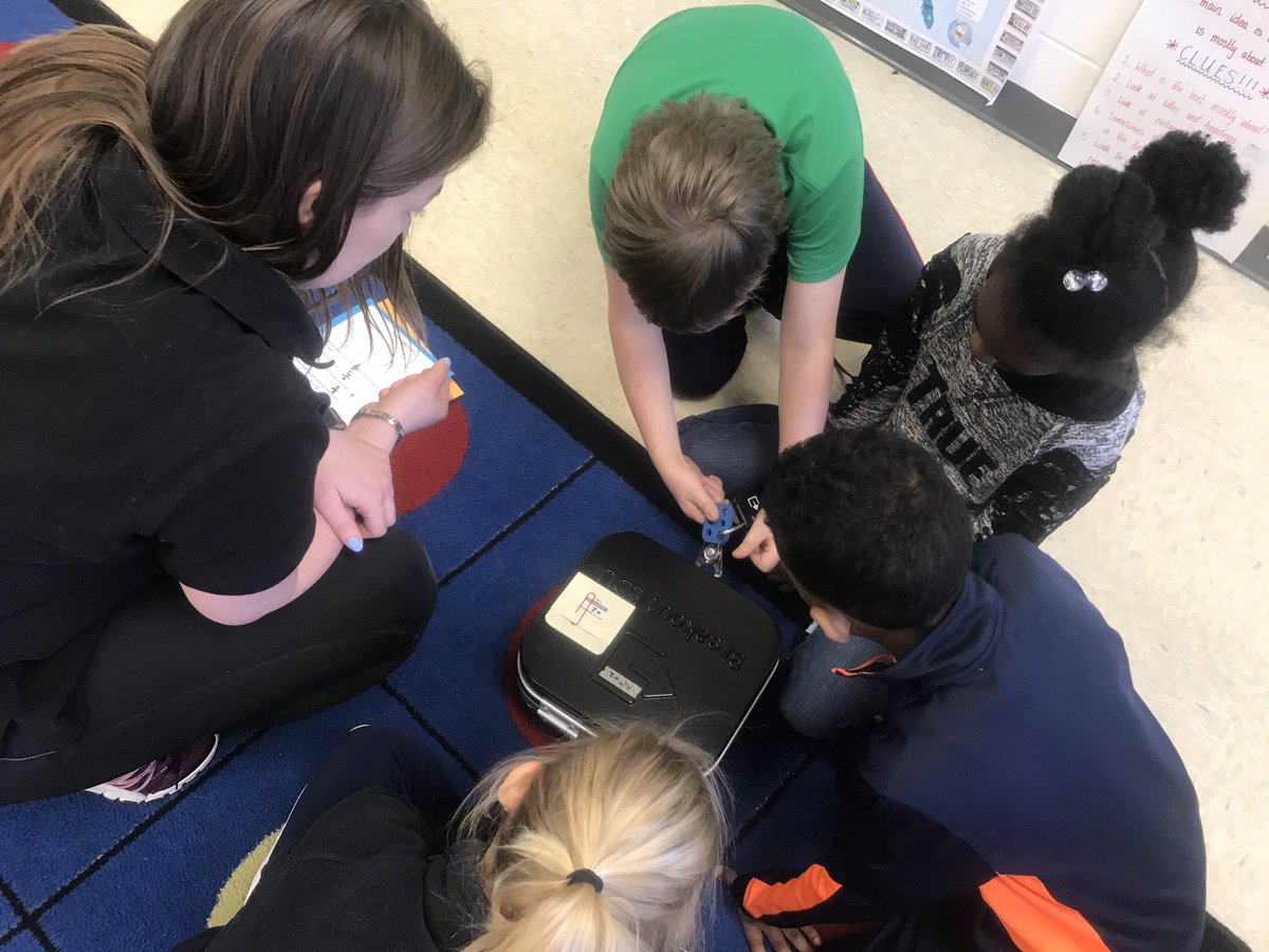 Beth_Curasi's tweet photo. Students in Miss King's class were critical thinkers today while solving fraction problems to crack the codes to unlock the locks. Who knew math could be so much fun! #breakoutedu #coachingmatters #coaching @EMYoderElem @ABSSCurrPd @ABSSWeb @miss_fiona_king @kboyd https://t.co/fx31x3xW7G
