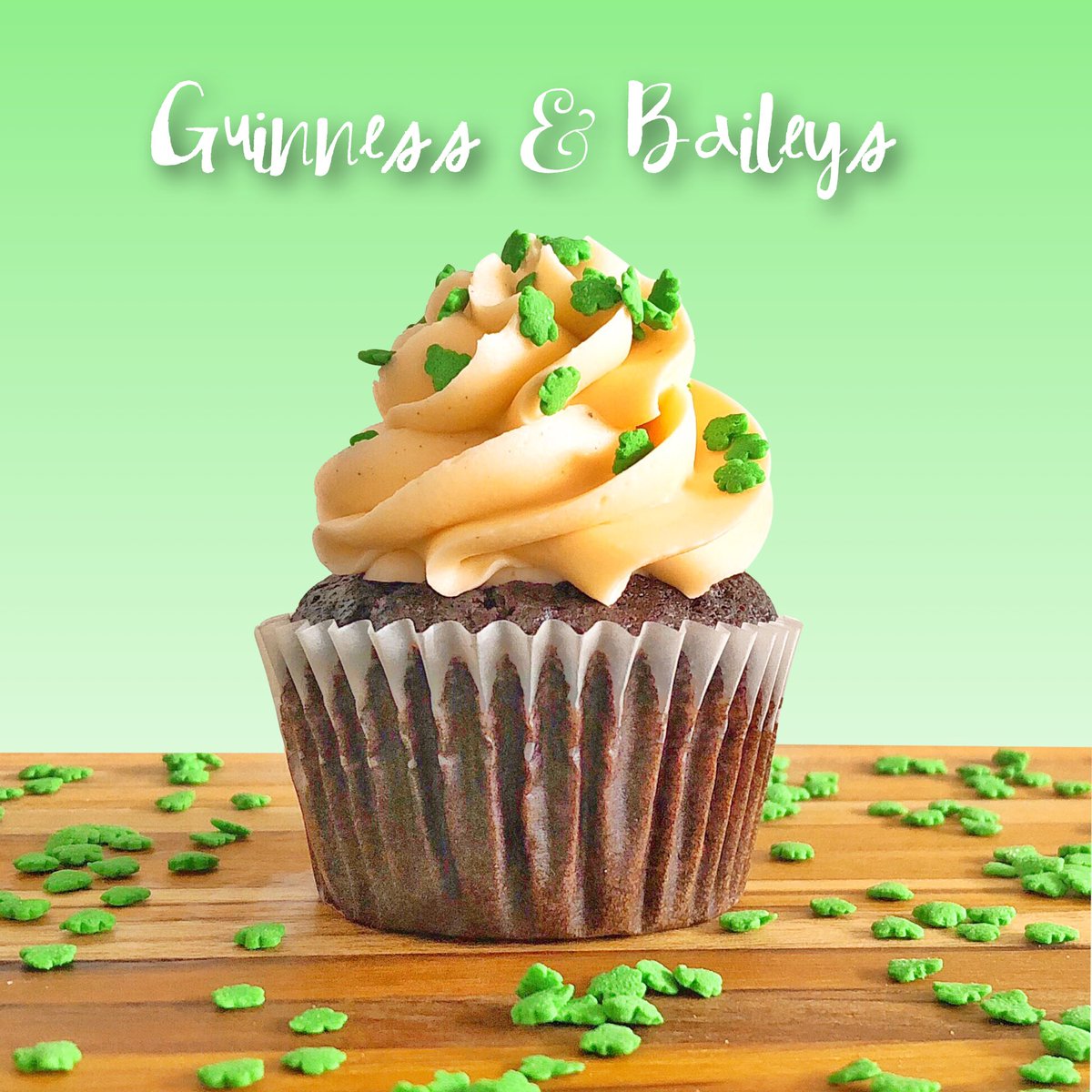 giantcupcake's tweet photo. Who wouldn’t mind a little Baileys Irish Cream with their #guinness? Our Guinness &amp; Baileys #cupcakes provide that &amp; sooo much more! These #irish cupcakes are available in store &amp; for order #Friday the 16th and #Saturday the 17th for #stpatricksday. https://t.co/US5gGuyM0v 🍀 https://t.co/Ds6CoplaFF