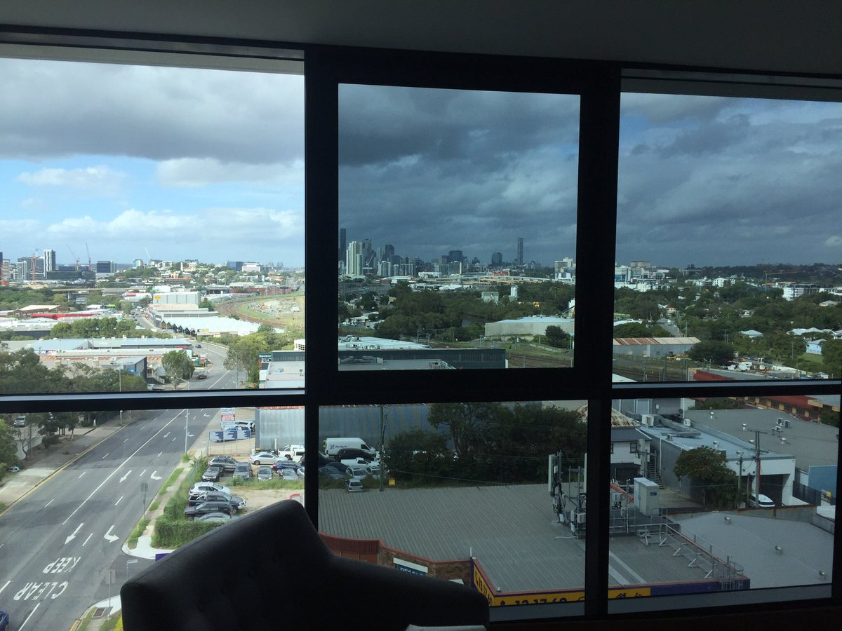 EclipseBrisbane's tweet photo. Medium tint applied to living areas and bedrooms stopping 62% heat, 82% glare and 99% UV 
#hometintingbrisbane
#windowtintingbrisbane
#tintingbrisbane
#lifetimewarranty https://t.co/ELXcVVIf40