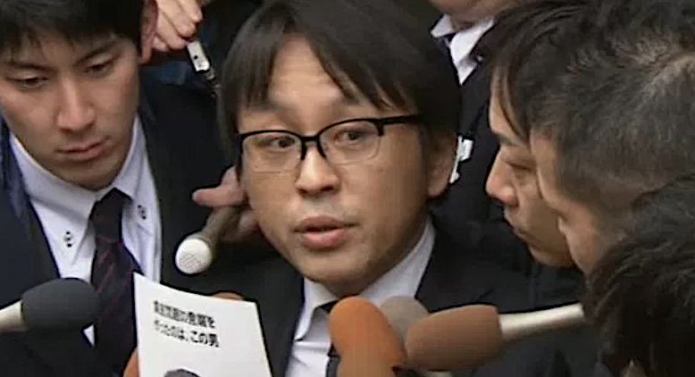 東京新聞 しばき隊 望月衣塑子 菅野完の自宅に入り浸る Togetter