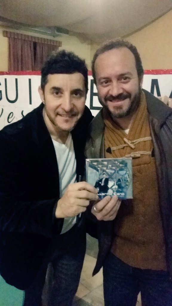 Magistral en todos los aspectos, música,mensaje,interpretación <a href="/elcanocantaor/">Guillermo Cano</a> y su #verbo #prohibido .