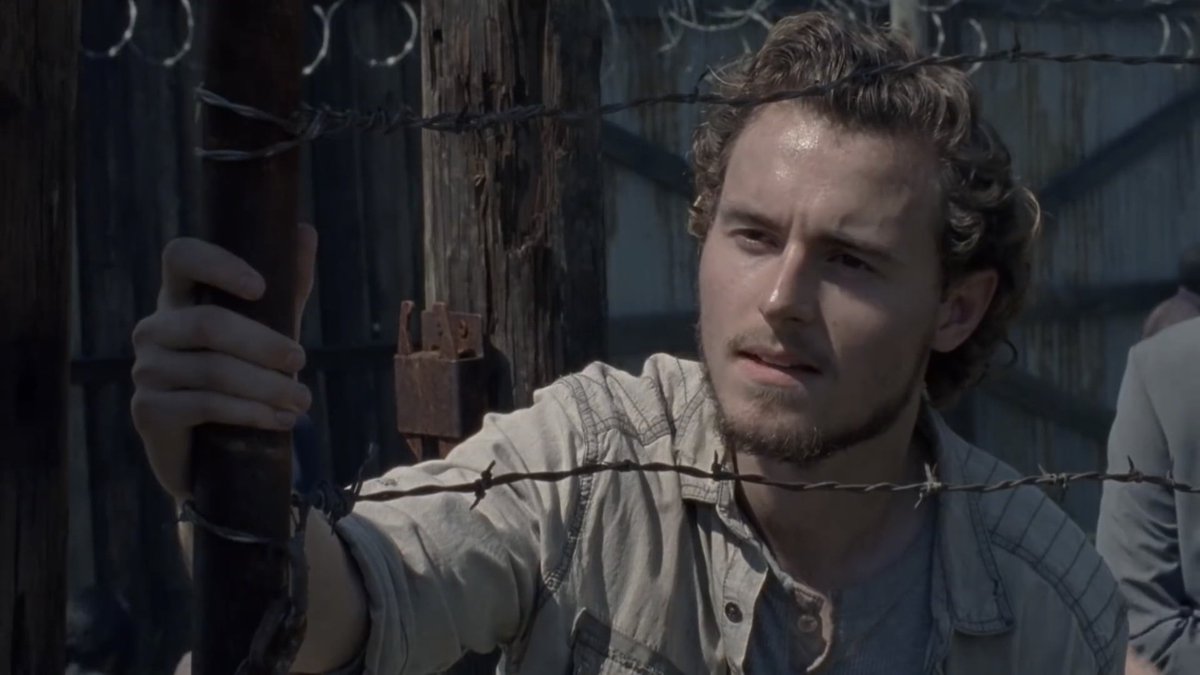 TWalkingDWorld's tweet photo. Will Alden cooperate with Maggie and switch sides?
#TheWalkingDead is all new in 48 HOURS!!
@CallanMcAuliffe https://t.co/WsdaywKZ6N