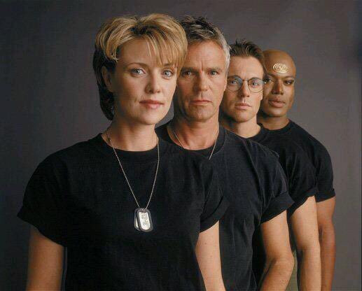 Sg1Pamalam's tweet photo. I want a new Stargate because this cast had so much chemistry. We need a final answer to many questions @MGM_Studios @stargatecommand #StargateRising https://t.co/O7R3vsG8uc