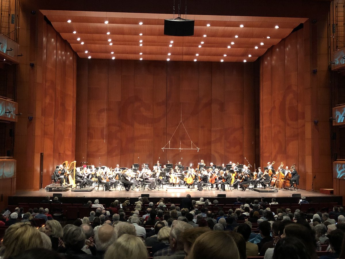 MEB all dressed up for the San Antonio Symphony