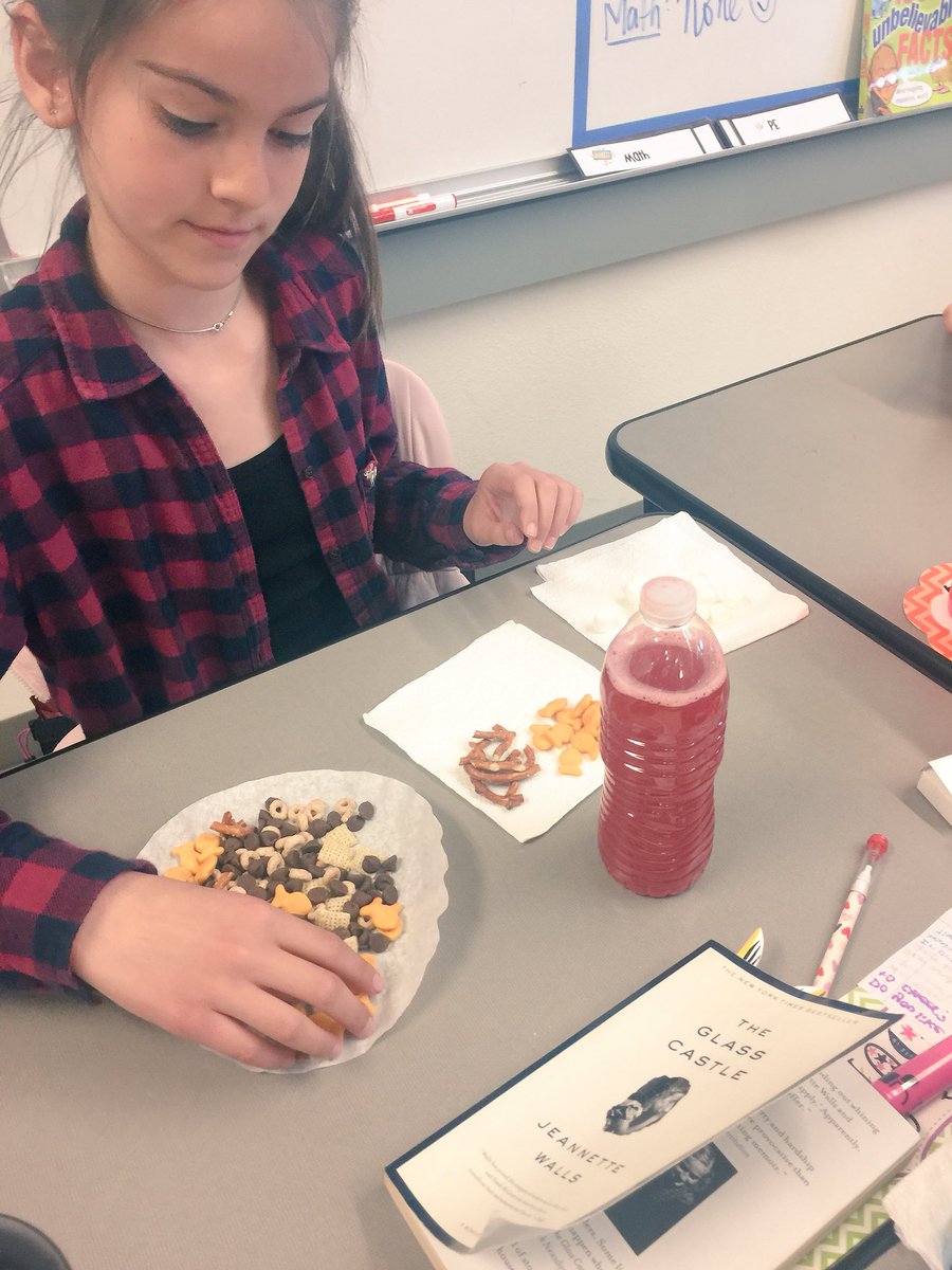 jwilliams5th's tweet photo. Creating mixtures &amp; solutions for some Science Fun today! Thank you for sharing this wonderful idea @teacherbews  &amp; a big thank you to the awesome Fiddyment Families for helping us put it together @rcsdfiddyment #RCSDChampions https://t.co/BsiJA9ZmK8