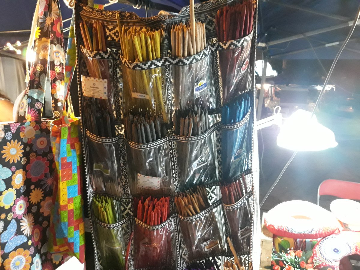 MuniGuaymallen's tweet photo. Aromas inigualables en el stand de  Holística Mendoza.
¡Te esperamos en el Paseo de artesanos del Boulevard Dorrego! https://t.co/yxJcnyVmhZ