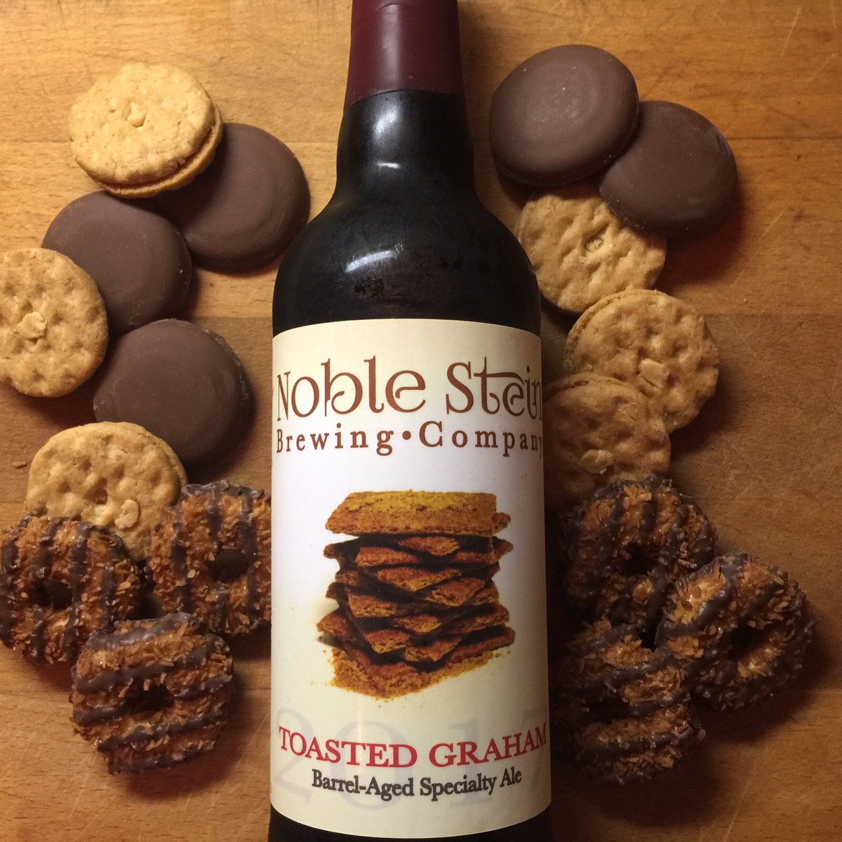 jasoncercone's tweet photo. Happening right now. Dosidos for the pairing win! #pghcraftbeer #GirlScoutCookies https://t.co/MVLLw16qmP