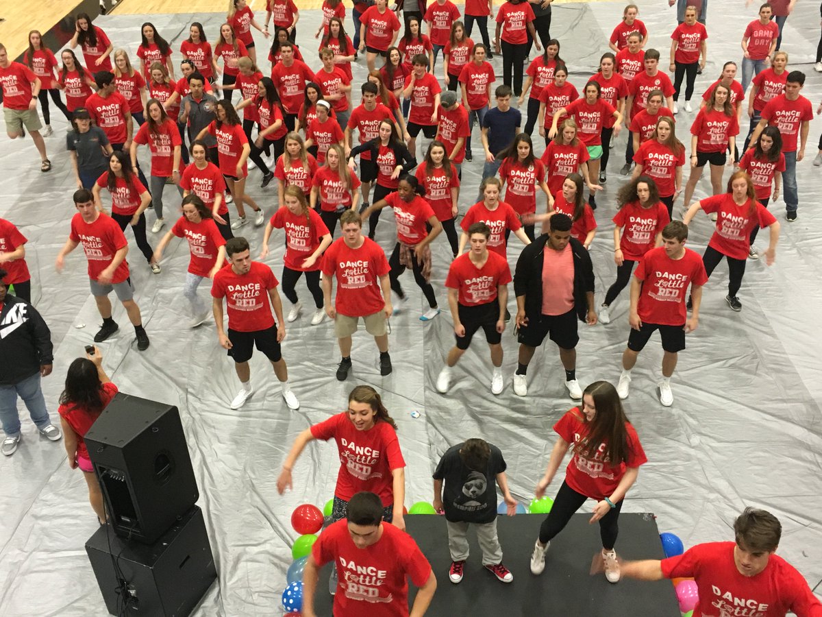 SouthWarrenHigh's tweet photo. #DanceLittleRedSW https://t.co/RTCFEcRW5W