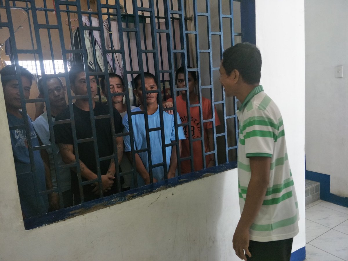 STAROSAPNPNEPPO's tweet photo. Under the supervision of PCI HERBERT G OCUMEN, OIC PO3 Cheng M Garcia PCR PNCO assisted Pastor Rigor Manalastas who conducs Bible Study and moral recovery to detainees of this office to uplift their moral and spiritual in connection Enhanced Managing Police Operation https://t.co/S1rBR4XVJW