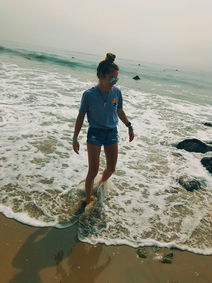 morganrosegger's tweet photo. wishing i could stay in malibu forever 💙 https://t.co/pFokPE4cMi