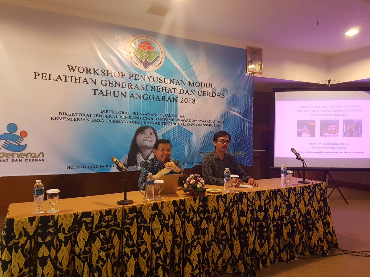 Materi Kebijakan Nasional Penanggulangan Stunting untuk Meningkatkan Kualitas Sumber Daya Manusia oleh Prof Fasli Djalal di Workshop Penyusunan Modul 2018 <a href="/jokowi/">Joko Widodo</a> <a href="/kemenkopmk/">Kemenko PMK</a> <a href="/KSPgoid/">Kantor Staf Presiden</a> <a href="/KemenDesa/">Fast Track Travel</a> <a href="/BappenasRI/">Kementerian PPN/Bappenas</a> <a href="/KemenkesRI/">Kementerian Kesehatan RI</a> @gernas1000hpk. Cegah Stunting Itu Penting!