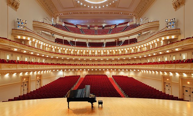 kathygriffin's tweet photo. Great news - I’m heading back to Carnegie Hall in New York! Tickets will be on sale next week. If you want the first crack at the best tickets, join my email list and you’ll get a head start!
Link to sign up: https://t.co/2ABuYJyTUt https://t.co/aDlo189KV8