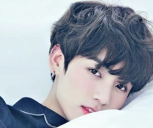 Chee_niie's tweet photo. #THOSFansBTS27F
#BTSARMY
#BestFanARMY
#HIXTAPE_D2
@BTS_twt https://t.co/ZhfeLoQThE