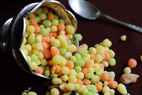 TamilNews_NEWS's tweet image. தித்திக்கும் இனிப்பு பூந்தி

#TamilFood #பூந்தி #BombaySweet

goo.gl/JWSTHH