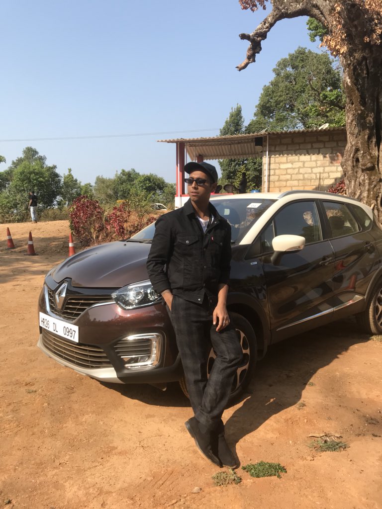 heisgotthestyle's tweet photo. Pit stop before another adventure with @RenaultIndia #RenaultCAPTUR, #ReadyForCAPTUR, #RenaultCAPTURBloggerMeet #CaptureYourSenses #HeIsGotTheStyle https://t.co/u3pHhEqcjk