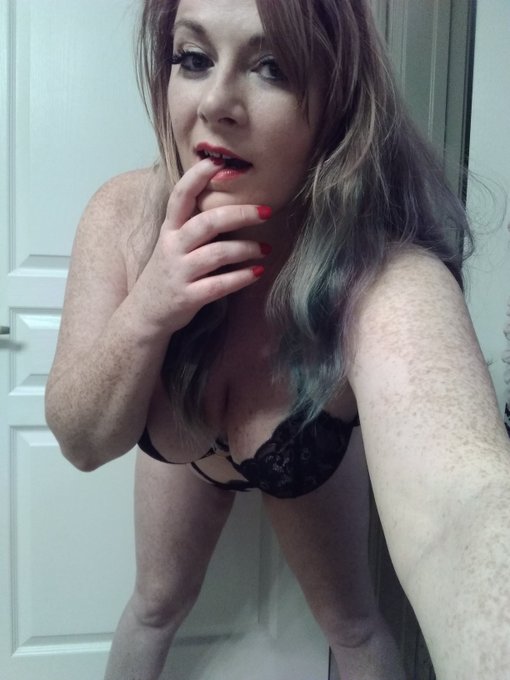 I am going live now at https://t.co/asnDS5ObWj https://t.co/0kbN6VNZMq<a href="/tag/mvsales"class="tags"><span>#mvsales</span></a>