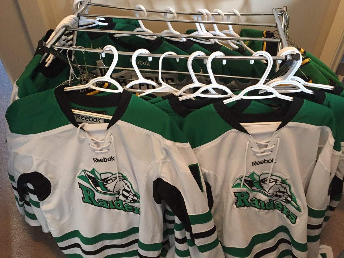 helmsolutionsab's tweet photo. Raiders looking forward to taking on Calgary Fire Red in the second round of the playoffs! Puck drop tomorrow 7:30pm at Bowness arena. Come cheer on our Rocky Mountain gals! #raidersforever #wegotgame #readyforthecompetition https://t.co/ojIXrZ6zgU
