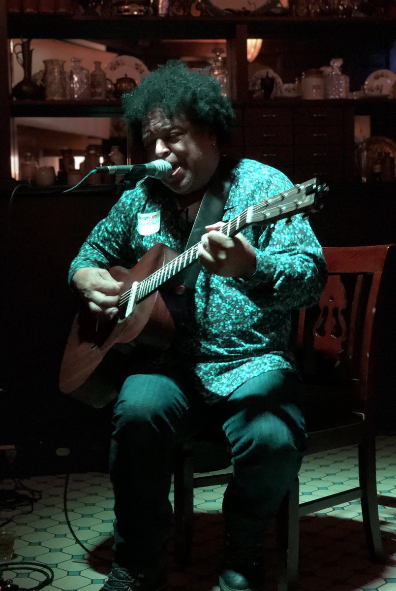 axefordelegate's tweet photo. Start of a big weekend in Naptown, and no better way than to celebrate the spring release of @upstartnaptown spring magazine at Fado Irish Pub.  Want to see what this campaign is all about? See page 79 for our own Barack @DGayforOffice Obama. https://t.co/xzxwkeppfD