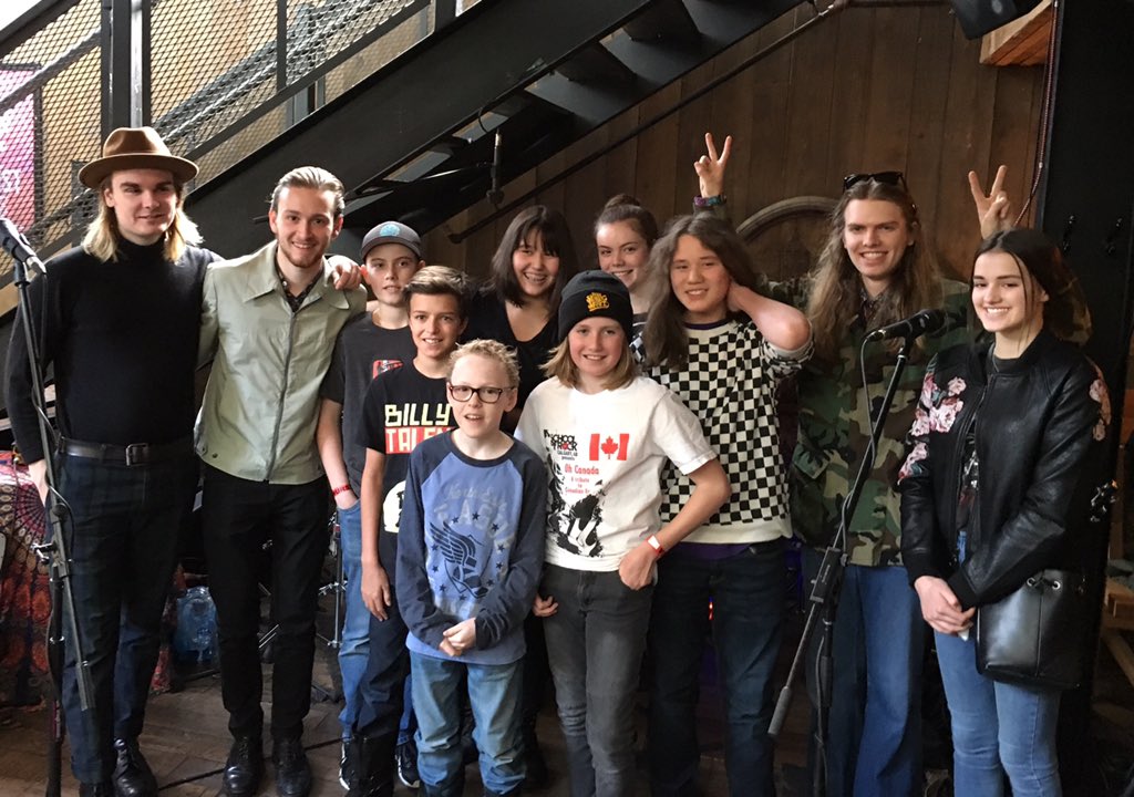 jaxon_drums's tweet photo. Jaxon and the Calgary School of Rock checking out the amazing Calgary band @TheStaticShift
#TheStaticShift #Calgary #yyc https://t.co/T7wcRV0jwy
