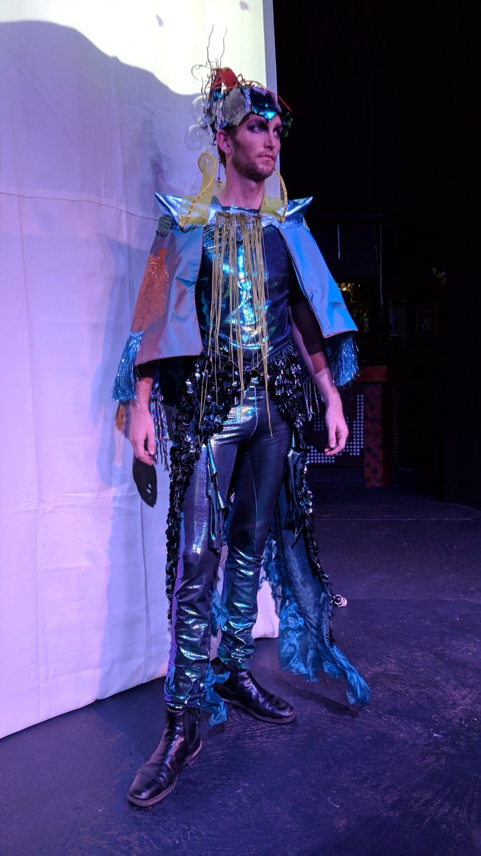 orochi_kazu's tweet photo. Great job y'all on this appearance in @VAMFF \o/ #MissKittiness #MarisaMatear #TricksyPixies #TheDiamondCollective https://t.co/sshwPMoWAi