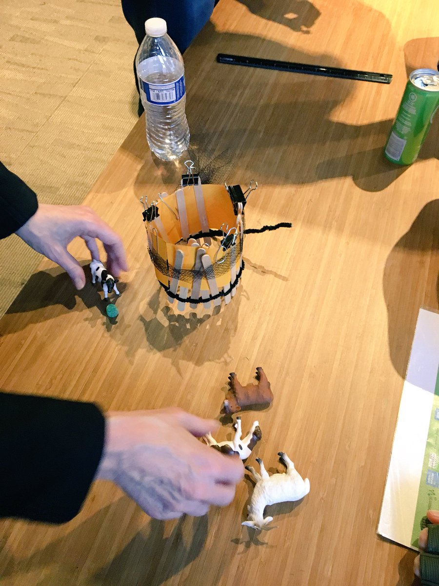 renegade_maker's tweet photo. 90’s Afterschool #STEM night tonight at Impact Hub Seattle @hubsea https://t.co/SfxlnuuG4S
