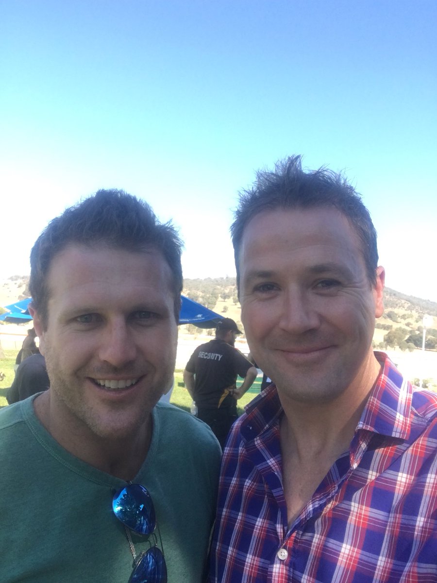 danielwest33's tweet photo. @Browndogg_30x looking fresh at the Towong cup what a great day in the Upper Murray https://t.co/L8SqPUPnEA