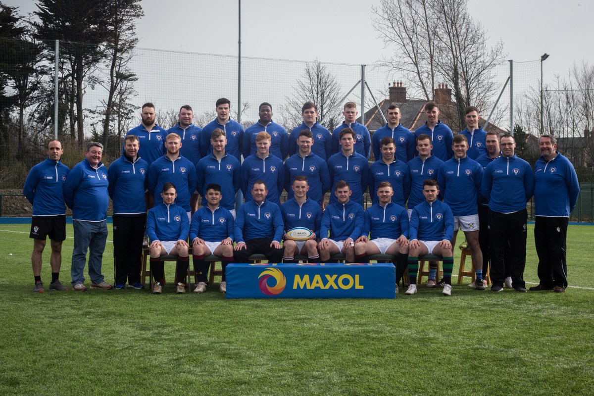 IURU_Irish_Unis's tweet photo. …. and the complete squad again, with thanks to our sponsors @TheMaxolGroup 

#IrelandStudentRugby2018 ☘️ #IURU #3rdLevelRugby @IrishRugby 🎓🏉 https://t.co/kAW5uR3RCP