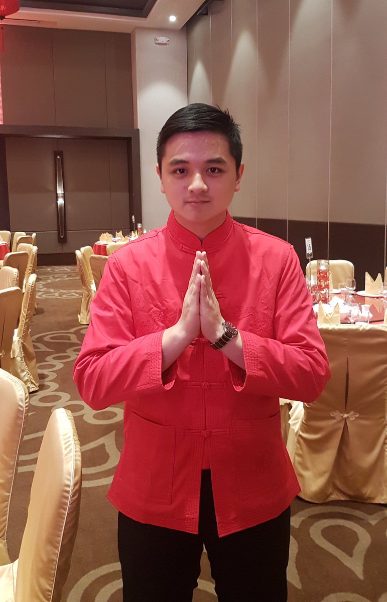 pandalemanila's tweet photo. Today, I release my inner Chinese identity. Lol jk #fakechinese pa rin 😅😅 https://t.co/Hge8GjE8by
